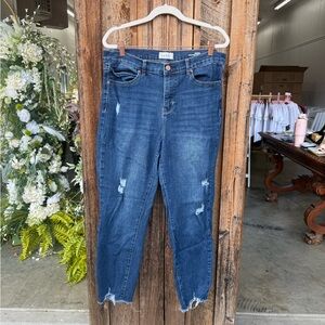 Stylish Dark Blue Distressed Ankle Jeans